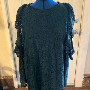 Adiva 1X Plus Size Lace Blouse Green Flowy Top Bell Sleeve Keyhole Back NWT